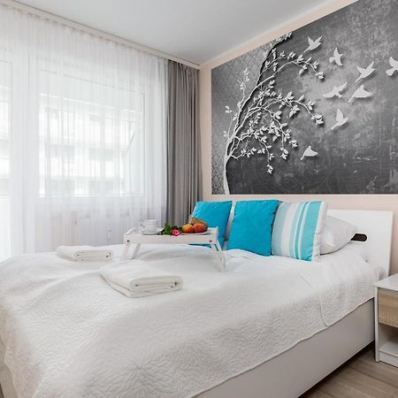 Blizej Morza II Apartament Z Garazem By Renters Apartment Kolobrzeg Exterior photo
